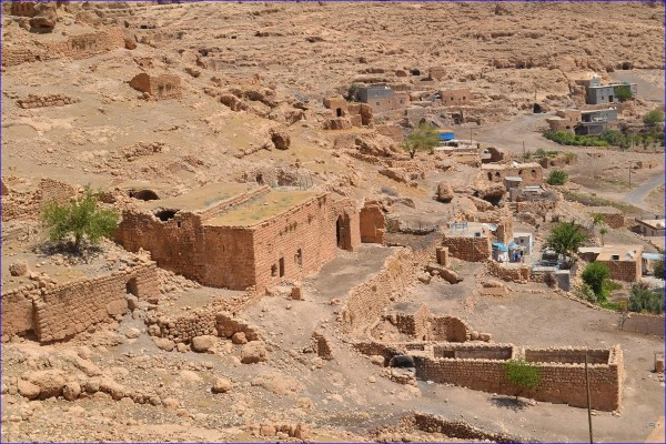 ملتقى التضامن مع طورعبدين، يحذر من بيع مراعي قرى جبل إيزلا السريانية للغجر الرحَّل
