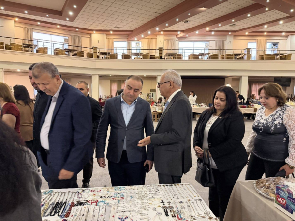فرع اربيل يحضر افتتاح البازار الخيري للاعمال اليدوية